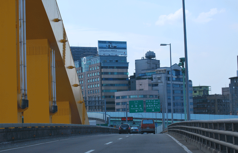 基河路看板照片